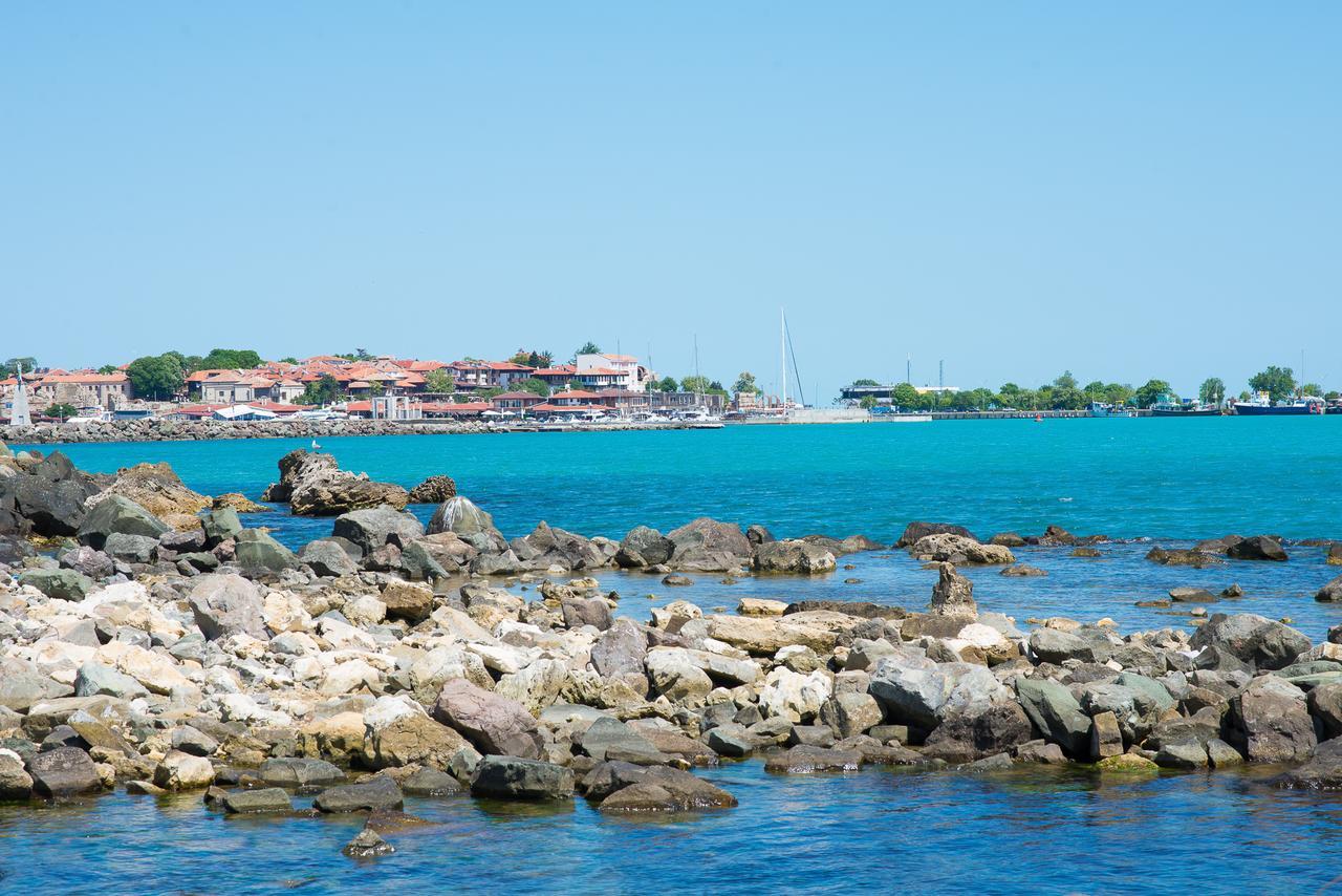 Apartment Complex Mirage Of Nessebar Exterior photo